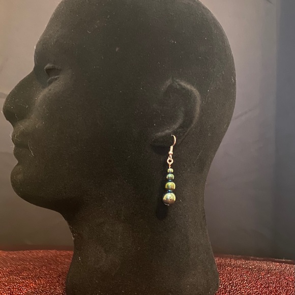 Hand Crafted Emerald Green Dangle Earrings Glass Bead Pierced Wicked Stacked - Picture 2 of 6